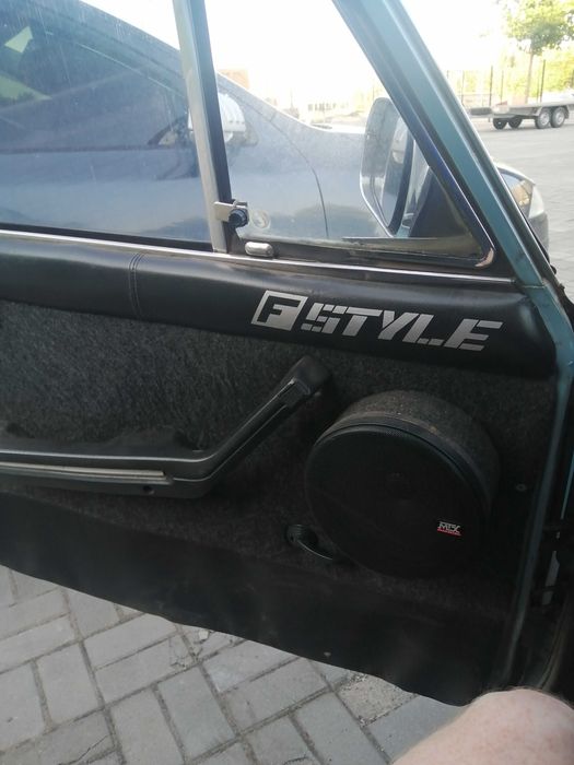 автомобиль ваз 2106