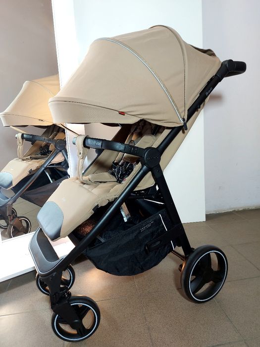 КОЛЯСКА прогулка Carrello bravo новинка 2025 чохол в колір коляски