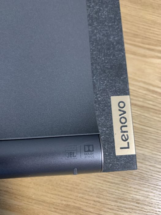 Lenovo Yoga Smart Tab