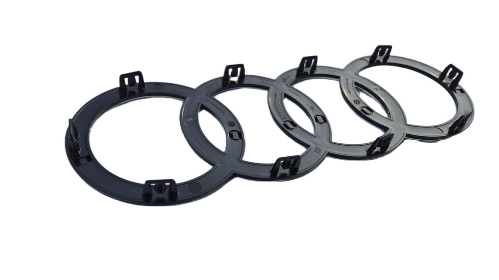 Emblemat Znaczek Logo AUDI Atrapy GRILLA Q7 2024- BIAŁY OE 4M0 NOWY !