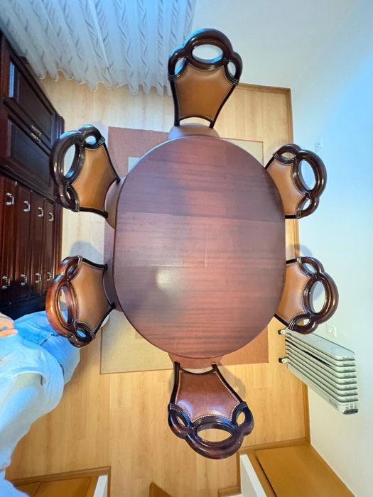 Mesa jantar extensivel e 6 cadeiras