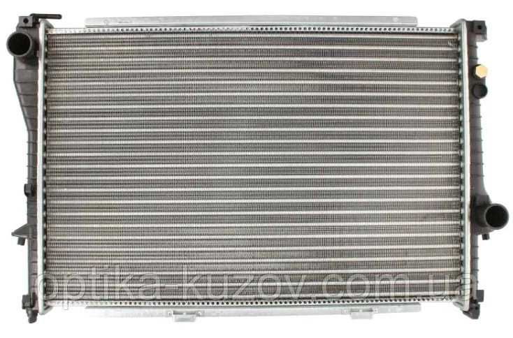 Радиатор двигателя (manualna) BMW 5 (E39), 7 (E38) 2.0-5.4 10.94-05.04