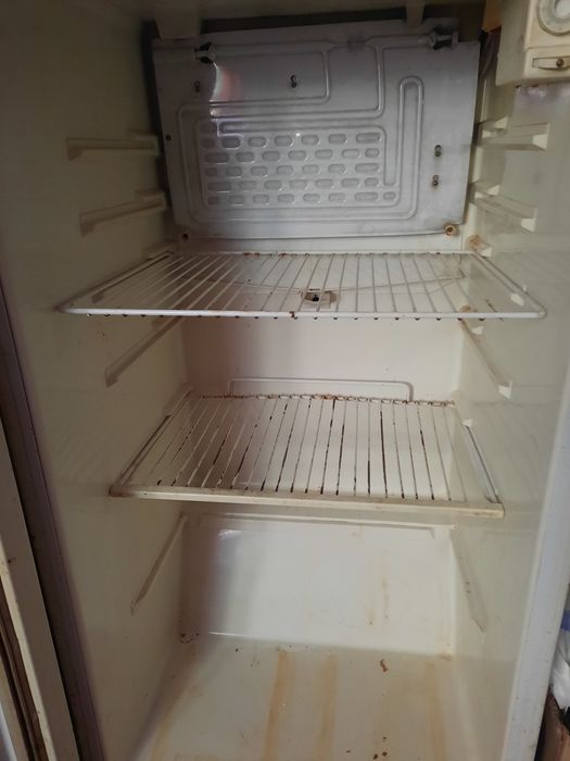 Продам РОБОЧИЙ холодильник Мінськ(Атлант)