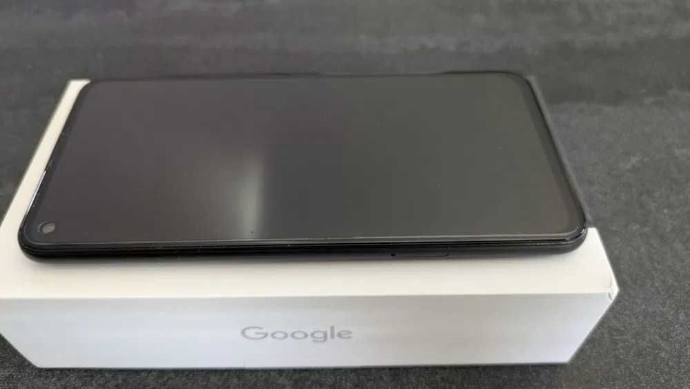 Google Pixel 4a 5G stan idealny z dodatkami (idealny na prezent).