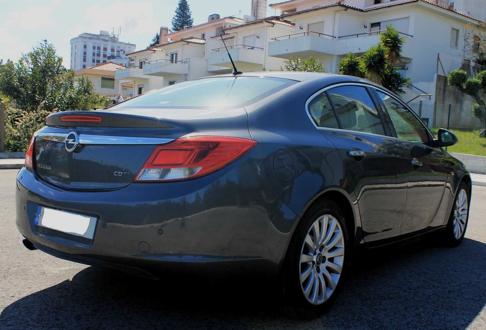 Opel Insígnia 2.0CDTI com 224000km de 2010