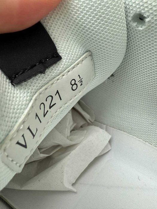 Кросівки Louis Vuitton Skate Sneaker Black-White луї вітон скейт чорні