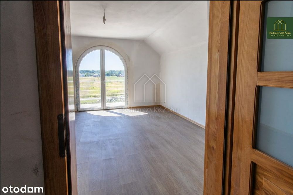 Przestronny dom z dużą działką - Jasło, Krajowice