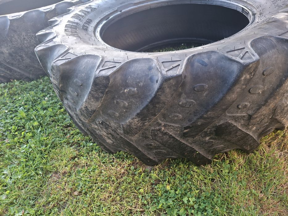 Opony ciagnikowe 420 70r28