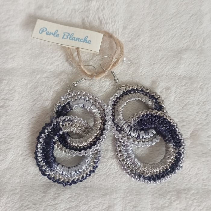 Kolczyki koła Perle Blanche handmade