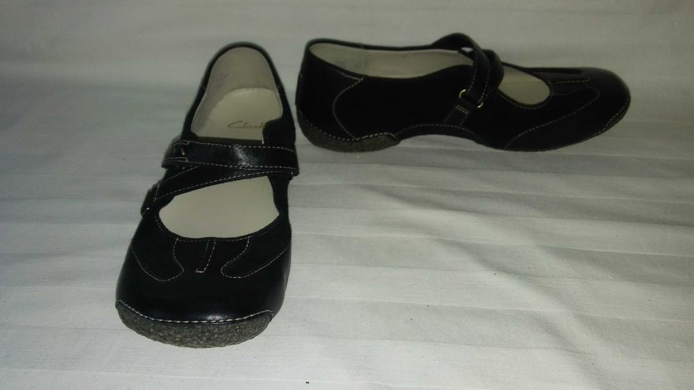 Clarks półbuty roz. 38,5 - dł. wkł. 24,5 cm- skóra- nowe
