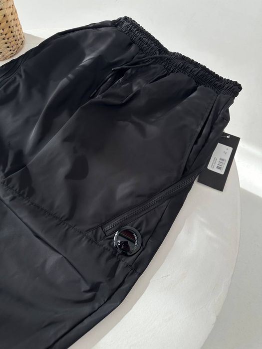Нейлонові штани CP Company