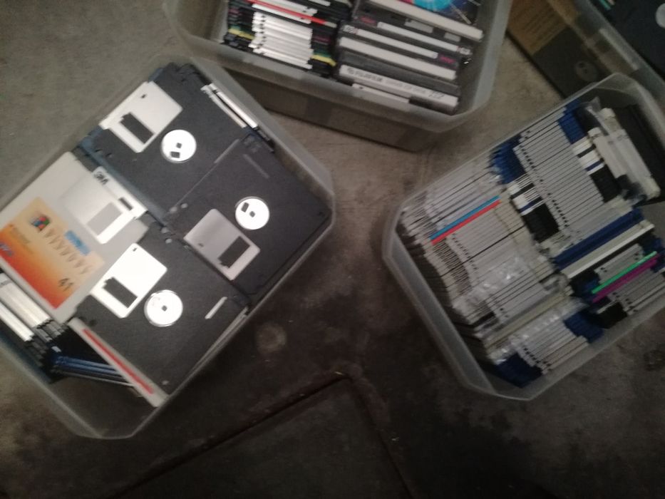 3.5&#x27;&#x27; Floppy Disks64585472808834122