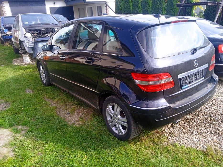 Задня ляда Мерседес б клас mercedes b w245 w169