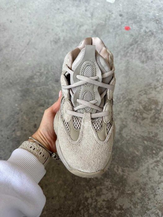Женские кроссовки Adidas Yeezy Boost 500 "Beige" Размеры 36-40