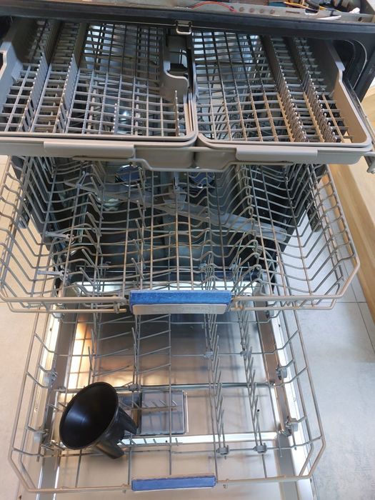 Zmywarka Samsung DW-BG970B do zabudowy