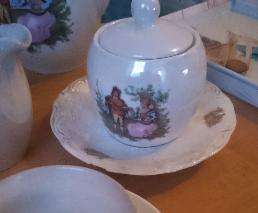 Porcelana Wawel miłość wiedeńska prl