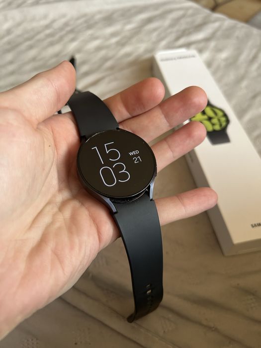 Samsung galaxy watch 6 44mm SM-R940