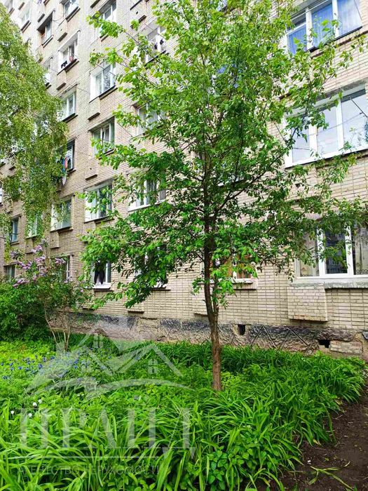 Продам кімнату в гуртожитку