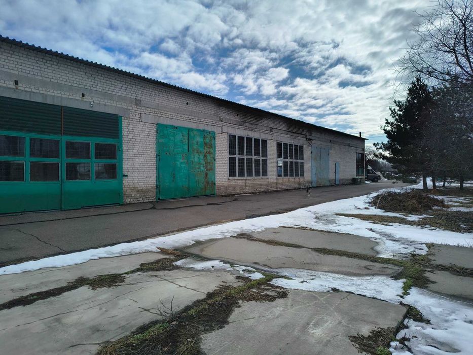 Золотоноша, Черкаська область.  Оренда виробничо-ремонтної бази, СТО, офісно-складські приміщення