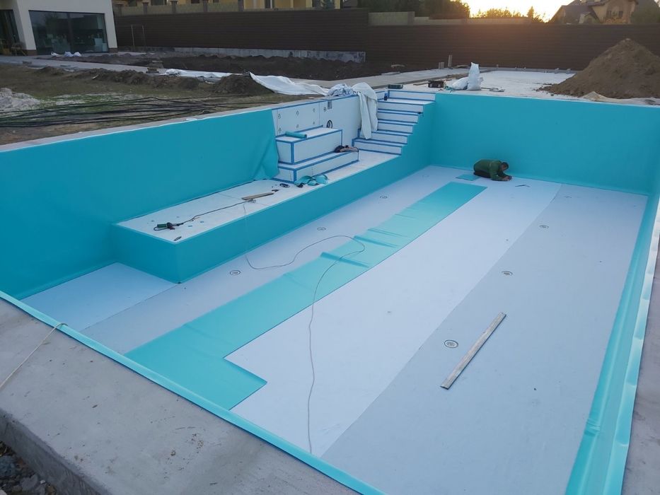 Пайка плівки. Гідроізоляція бетонної чаши басейну. ПВХ лайнер.