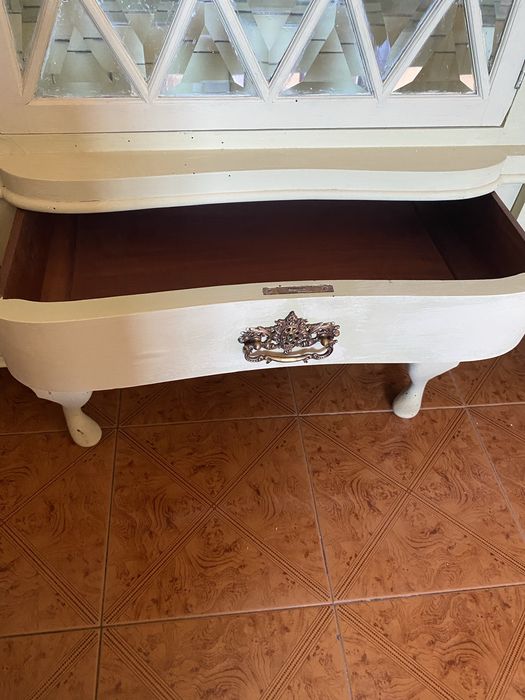 Cristaleira / Louceiros Verde Água