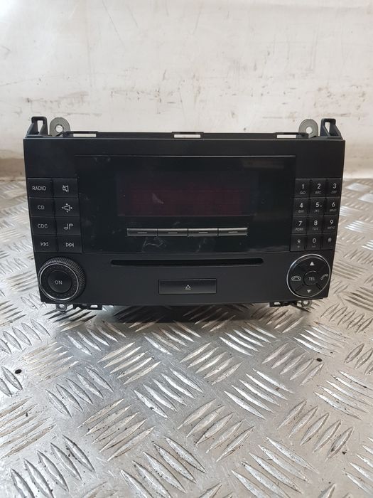 Radio Mf2550 A1698700289 Mercedes W169 04R- Europa