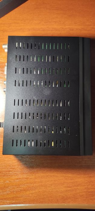Тюнер Amiko SHD8900