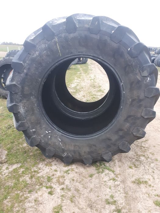 2 sztuki opony Wzmocnione TRELLEBORG 900/60 R - 42 TM1000