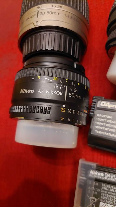 Lentes e flash Nikon full frame impecável