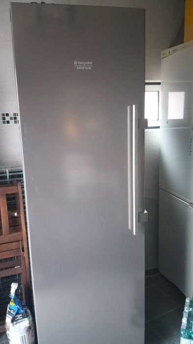Blocco porta per lavatrici Indesit Hotpoint Ariston C00299278, offerta