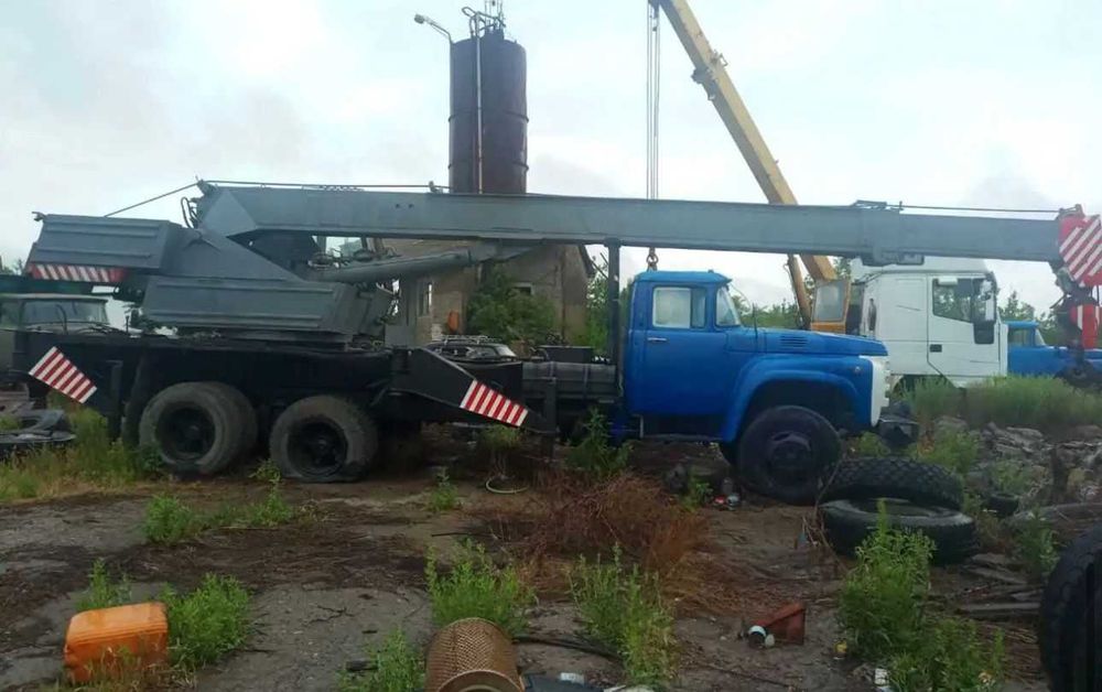 ЗИЛ 133 ГЯ автокран