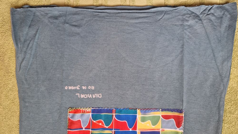 T-shirt criança estampada tamanho 12-14 anos