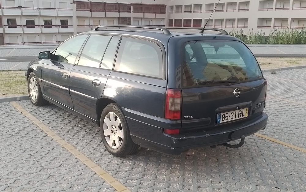 Opel Omega Caravan 2.5 TD