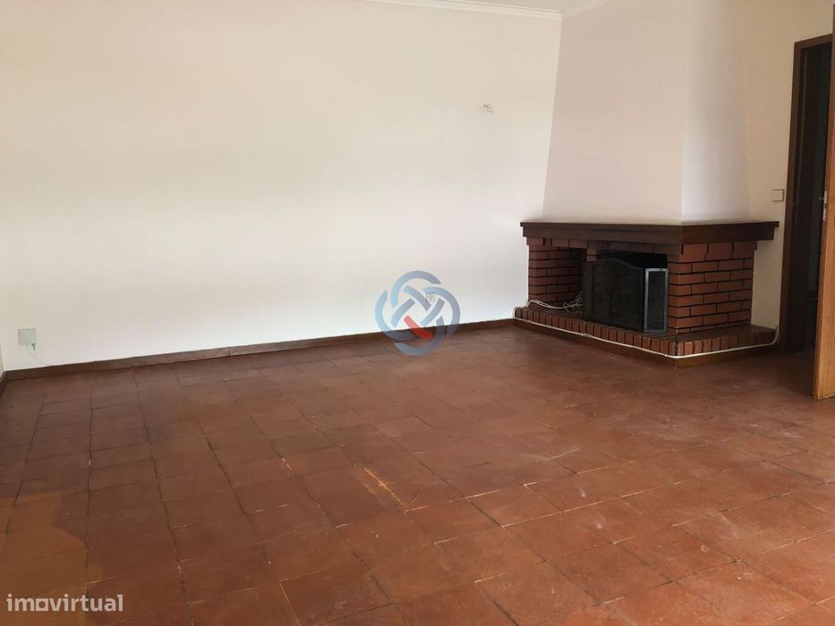 Apartamento T3 c/ Garagem Individual em Santa Maria da Feira