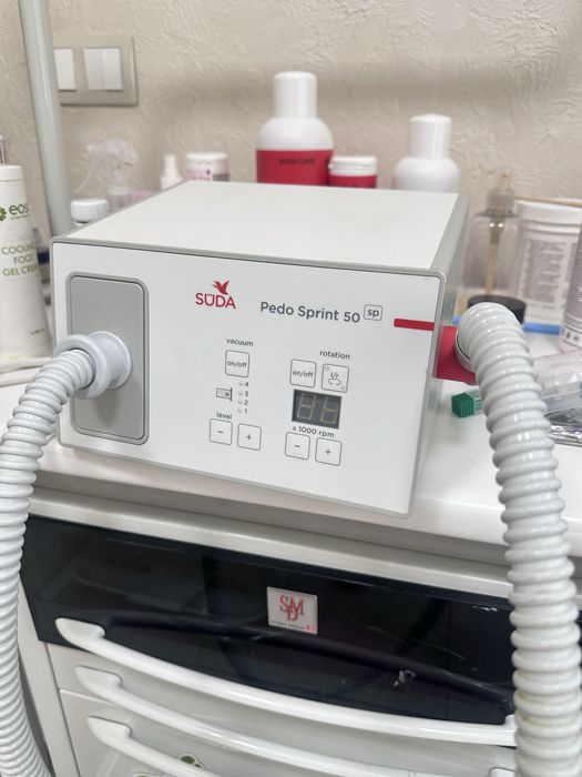 Аппарат педикюрный (подологический) с пылесосом Suda