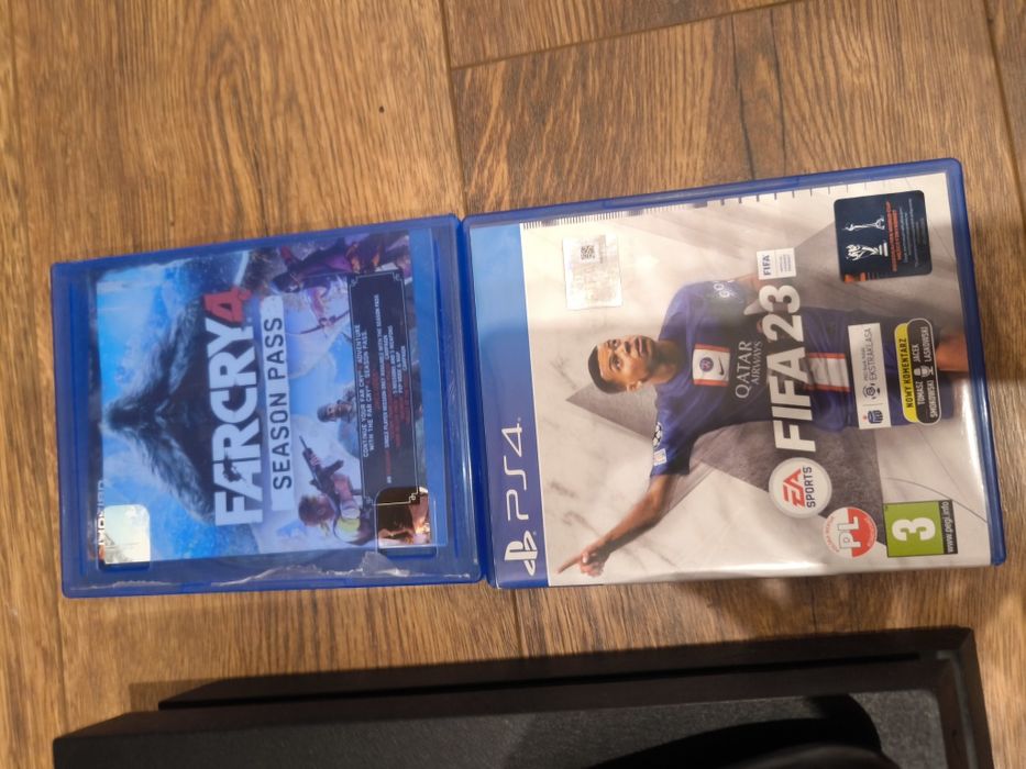 PlayStation 4 2 pady 2 gry pełne okablowanie