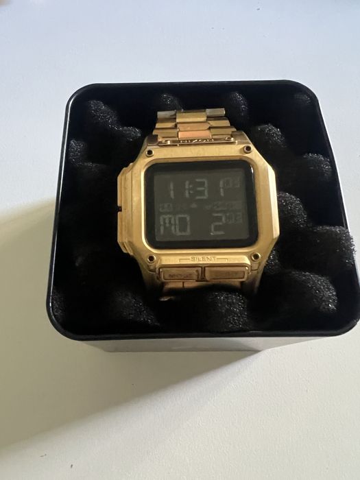 relógio nixon regulus ss all gold