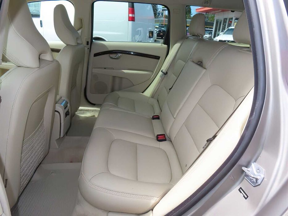 Volvo XC70 T5 Premier      2016