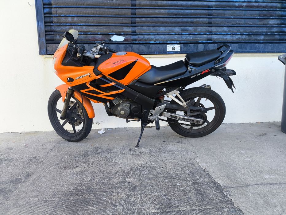 Honda cbr 125 2006