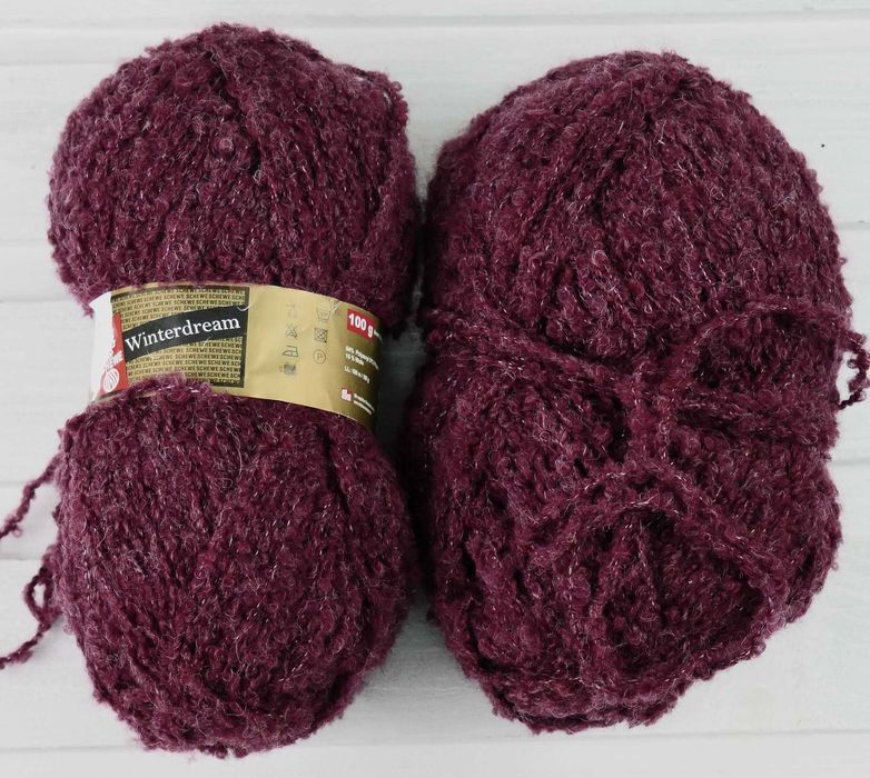 173.Włóczka bukle Schewe 64%Akryl 21%Polyamid 15%Wełna 200g