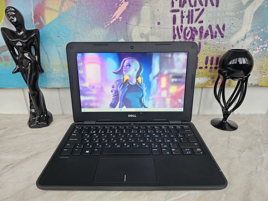 Ноутбук Dell Latitude 3180