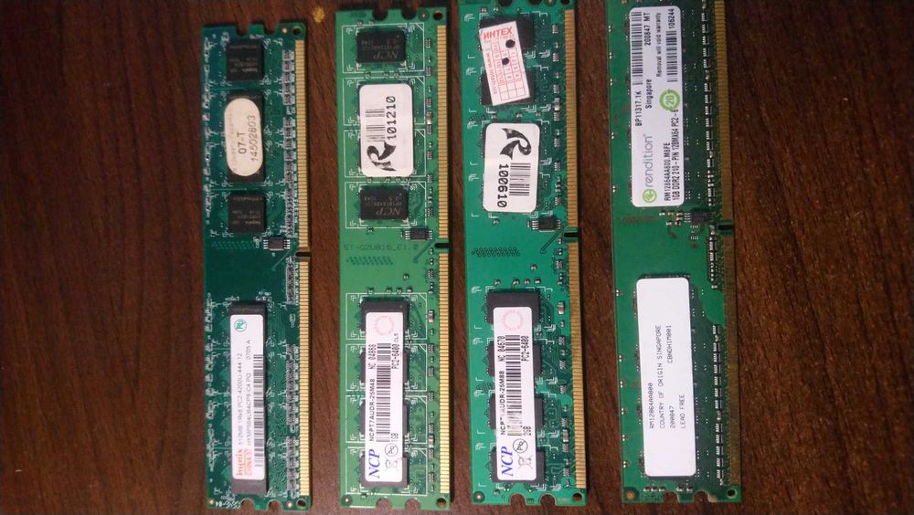 Планки памяти DDR, DDR-2, DDR-3.