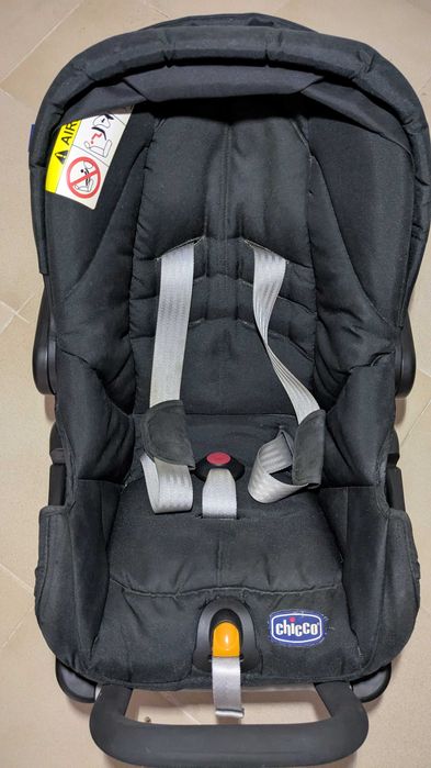 Ovo Chicco KeyFit Cadeira Auto + Base