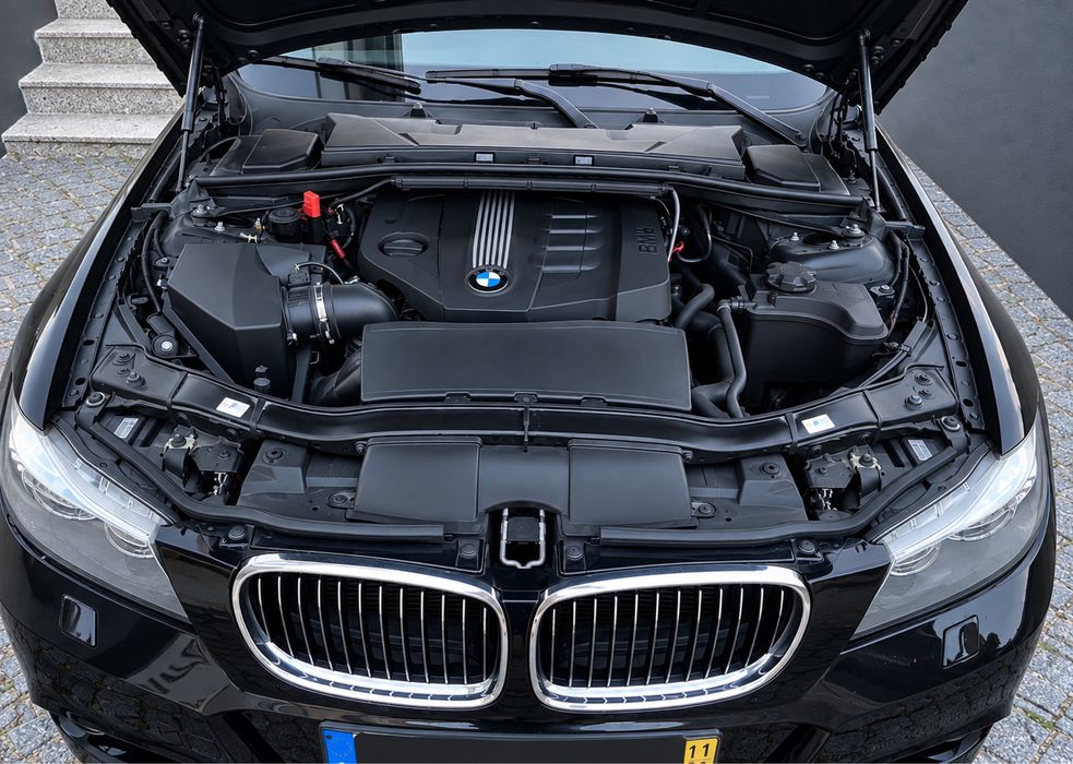 BMW 318d Pack M completo