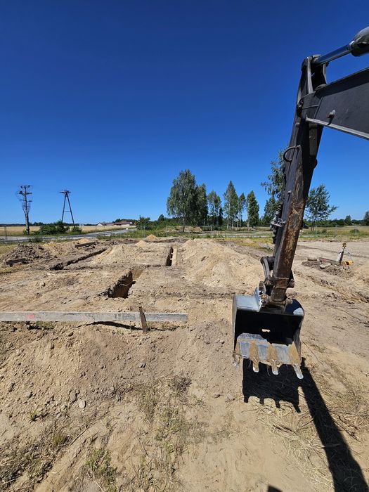 USLUGI KOPARKĄ 2.5TONY ,MINIKOPARKA  roboty ziemne  koparka ,