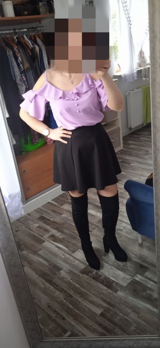 Liliowa bluzka na ramiączkach