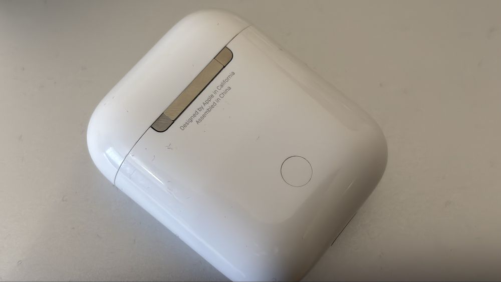 Наушники Apple AirPods (2-го покоління).