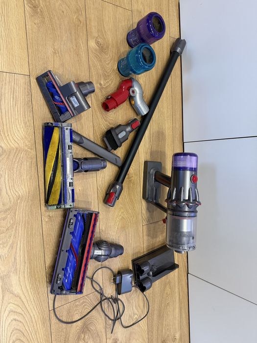 Dyson V12 Detect Slim Absolute Pro