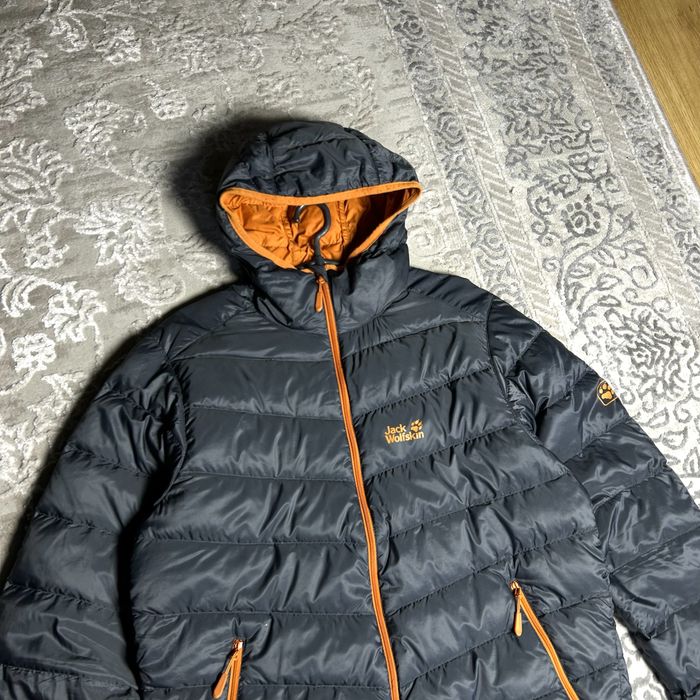Микропуховик Jack Wolfskin