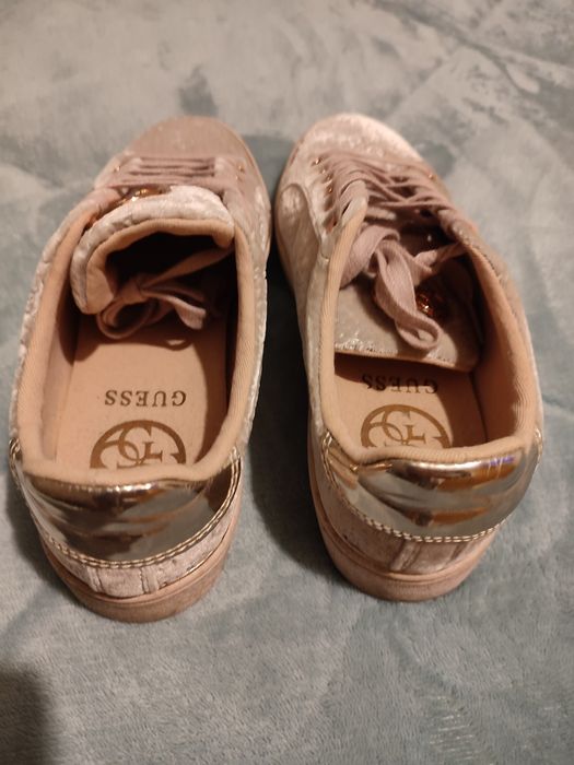 Sapatilhas rosa seco em veludo